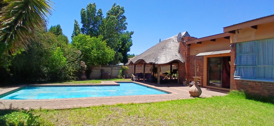 4 Bedroom Property for Sale in Universitas Free State